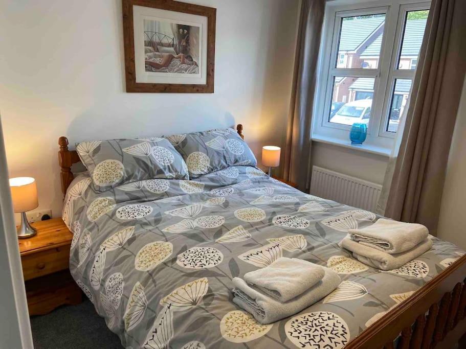 Modern 2 Bed Nestled In The Abergavenny Hills Villa Exterior foto